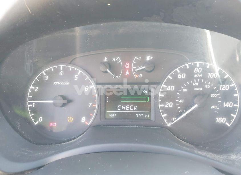 Photo 7 of 2018 Nissan Sentra S (VIN 3N1AB7AP2JY250661)