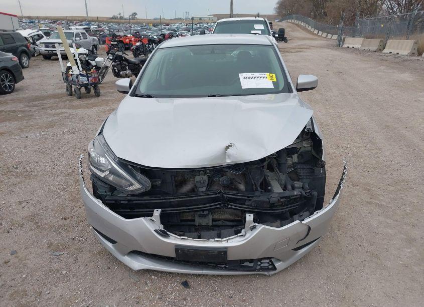 Photo 13 of 2018 Nissan Sentra SV (VIN 3N1AB7AP2JY260865)