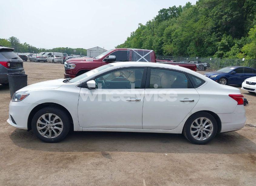 Photo 14 of 2018 Nissan Sentra SV (VIN 3N1AB7AP2JY265418)