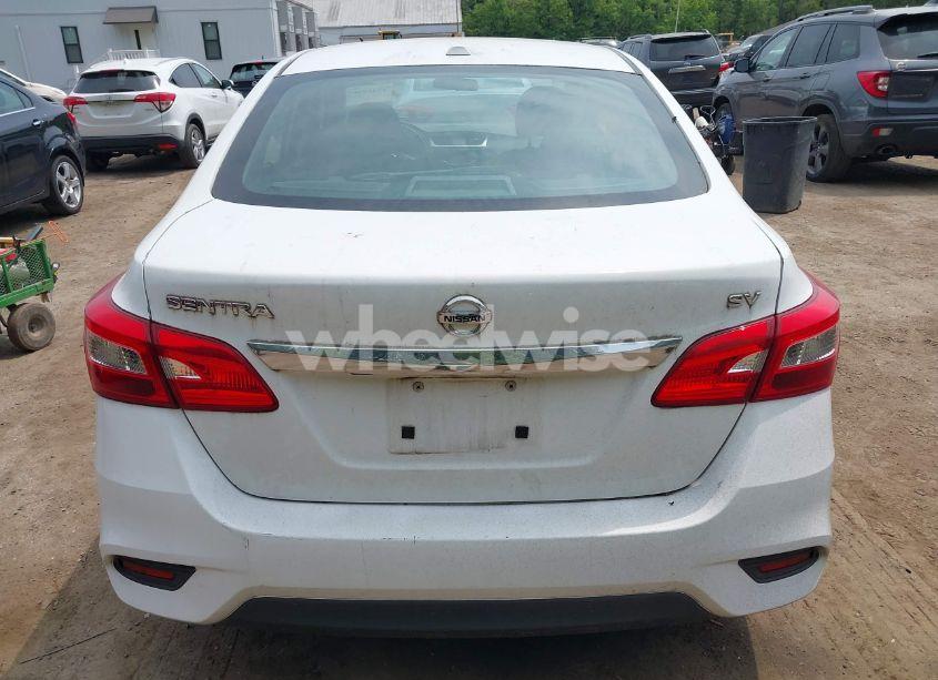 Photo 16 of 2018 Nissan Sentra SV (VIN 3N1AB7AP2JY265418)