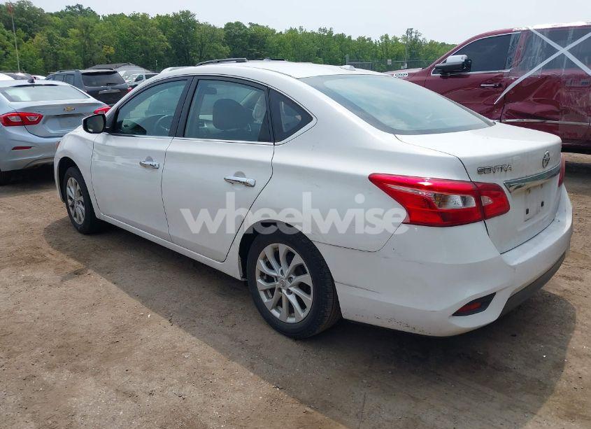 Photo 3 of 2018 Nissan Sentra SV (VIN 3N1AB7AP2JY265418)