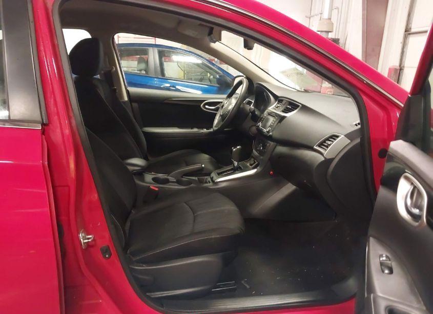 Photo 5 of 2018 Nissan Sentra SV (VIN 3N1AB7AP2JY265600)