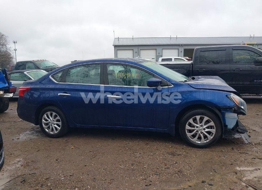 Photo 14 of 2018 Nissan Sentra SV (VIN 3N1AB7AP2JY265676)