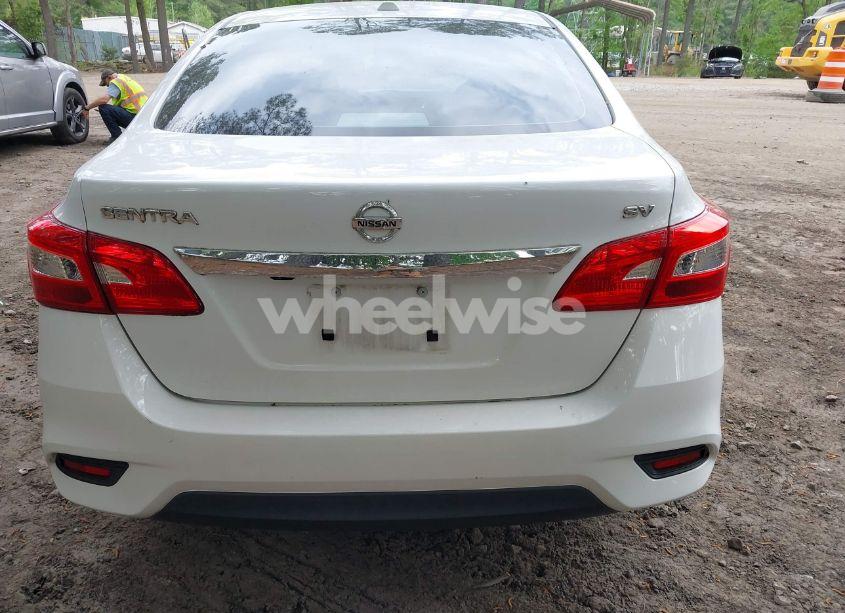Photo 16 of 2018 Nissan Sentra SV (VIN 3N1AB7AP2JY267072)