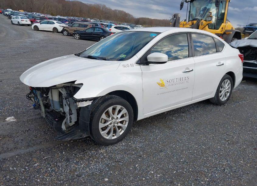 Photo 2 of 2018 Nissan Sentra SV (VIN 3N1AB7AP2JY267394)