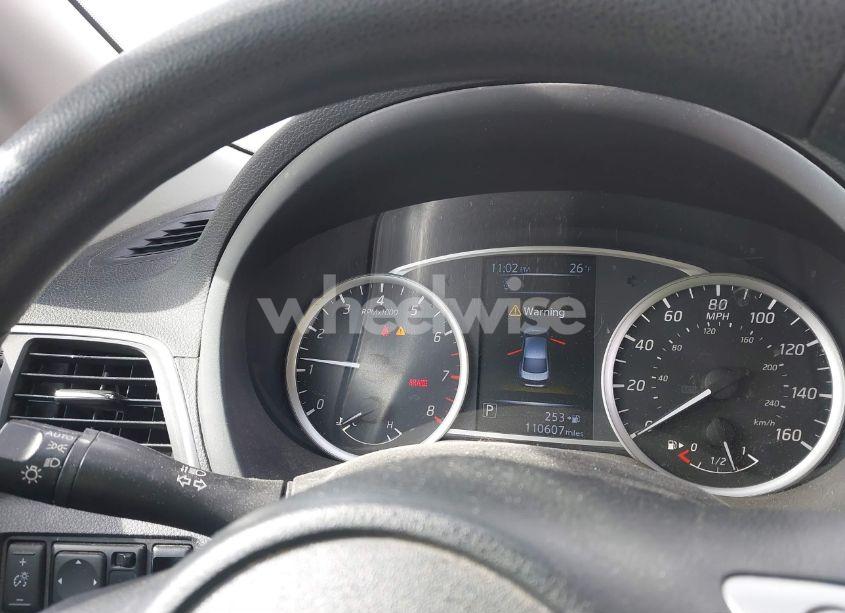 Photo 7 of 2018 Nissan Sentra S (VIN 3N1AB7AP2JY271476)