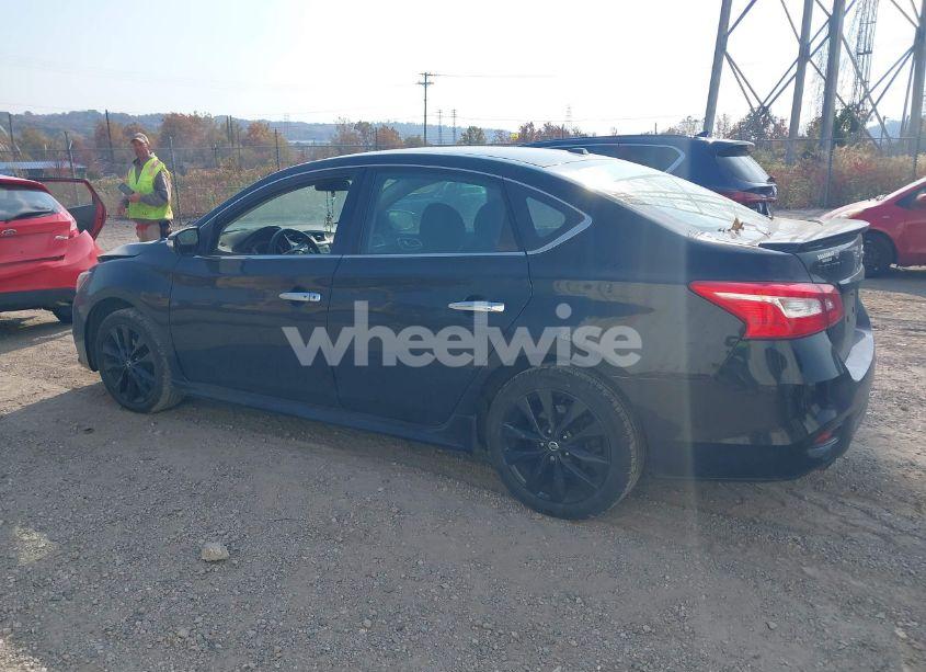 Photo 14 of 2018 Nissan Sentra SR (VIN 3N1AB7AP2JY274524)