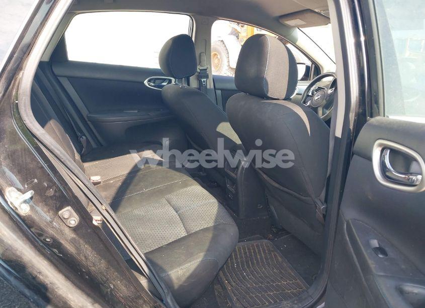 Photo 8 of 2018 Nissan Sentra SR (VIN 3N1AB7AP2JY274524)