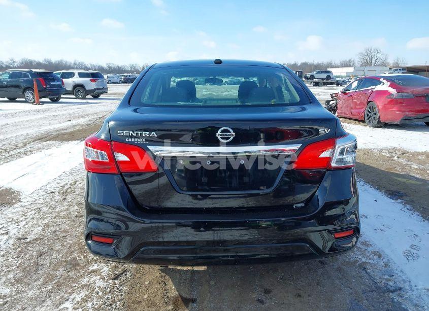 Photo 16 of 2018 Nissan Sentra SV (VIN 3N1AB7AP2JY274717)