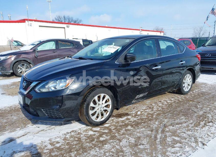 Photo 2 of 2018 Nissan Sentra SV (VIN 3N1AB7AP2JY274717)