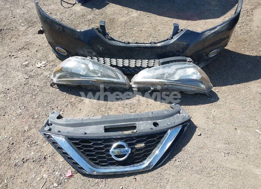 Photo 12 of 2018 Nissan Sentra SR (VIN 3N1AB7AP2JY275642)