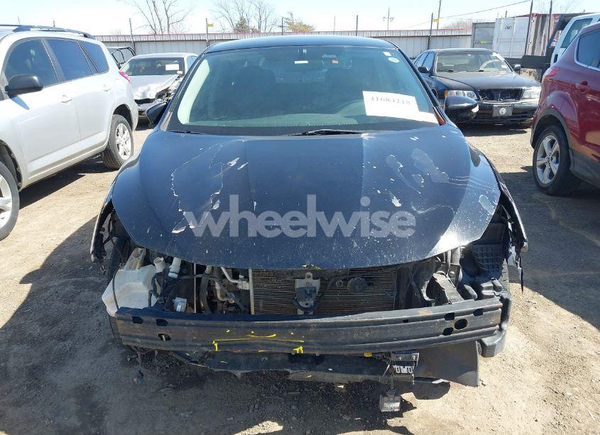 Photo 13 of 2018 Nissan Sentra SR (VIN 3N1AB7AP2JY275642)