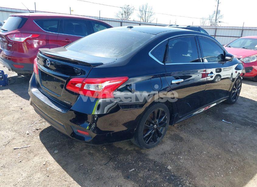Photo 4 of 2018 Nissan Sentra SR (VIN 3N1AB7AP2JY275642)