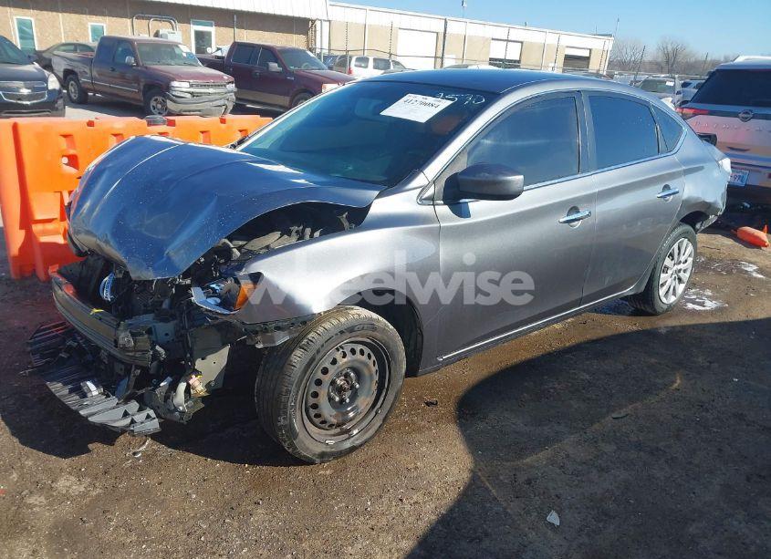 Photo 2 of 2018 Nissan Sentra S (VIN 3N1AB7AP2JY278590)