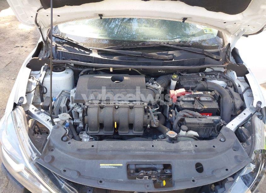 Photo 10 of 2018 Nissan Sentra S (VIN 3N1AB7AP2JY282221)