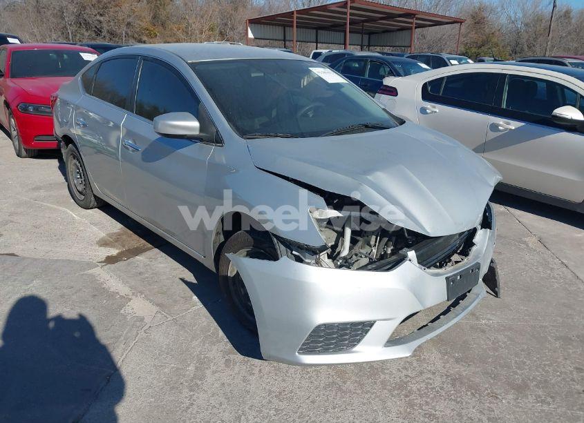 2018 Nissan Sentra S (VIN 3N1AB7AP2JY285541) main photo
