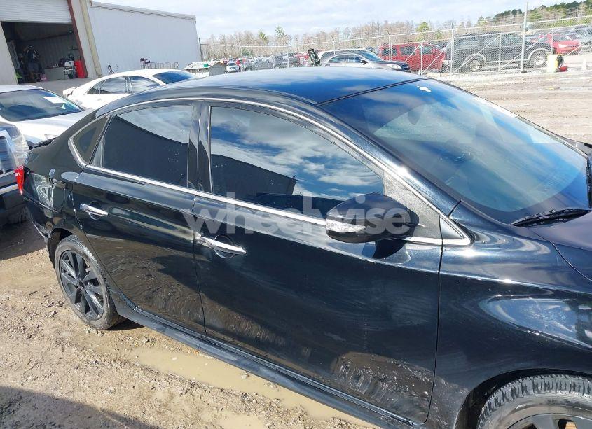 Photo 13 of 2018 Nissan Sentra SR (VIN 3N1AB7AP2JY287810)
