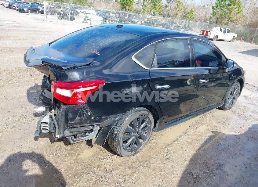 Photo 4 of 2018 Nissan Sentra SR (VIN 3N1AB7AP2JY287810)