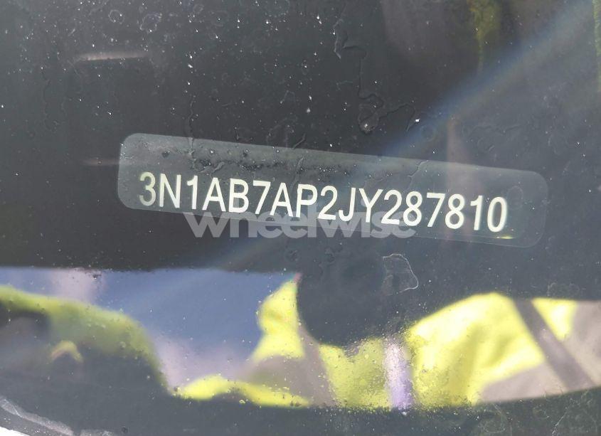 Photo 9 of 2018 Nissan Sentra SR (VIN 3N1AB7AP2JY287810)