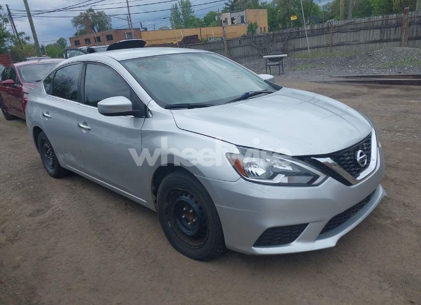 2018 Nissan Sentra S (VIN 3N1AB7AP2JY299858) main photo