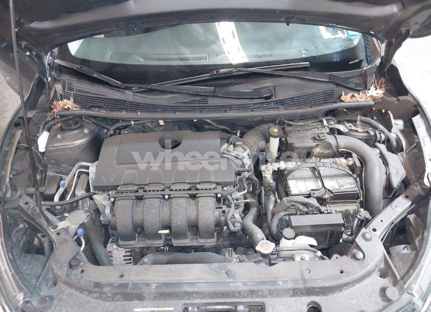 Photo 10 of 2018 Nissan Sentra S (VIN 3N1AB7AP2JY306081)