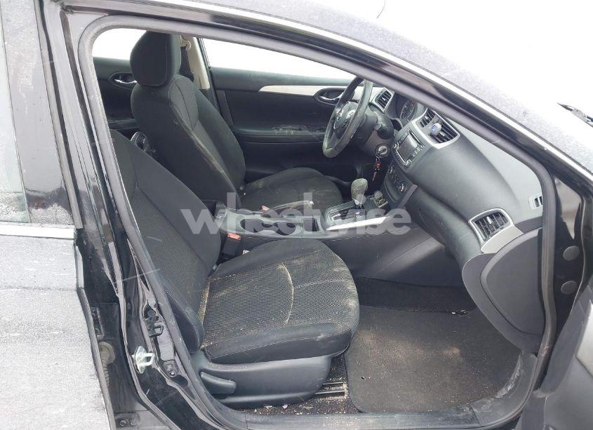 Photo 5 of 2018 Nissan Sentra S (VIN 3N1AB7AP2JY311927)