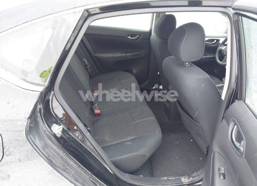 Photo 8 of 2018 Nissan Sentra S (VIN 3N1AB7AP2JY311927)