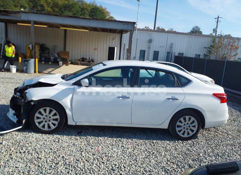 Photo 14 of 2018 Nissan Sentra S (VIN 3N1AB7AP2JY314360)