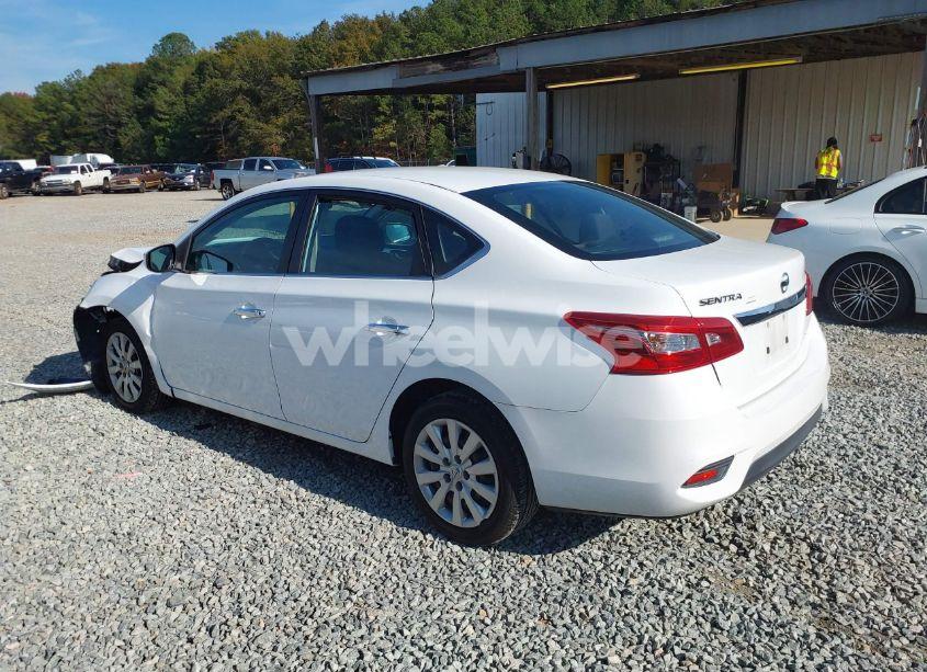 Photo 3 of 2018 Nissan Sentra S (VIN 3N1AB7AP2JY314360)