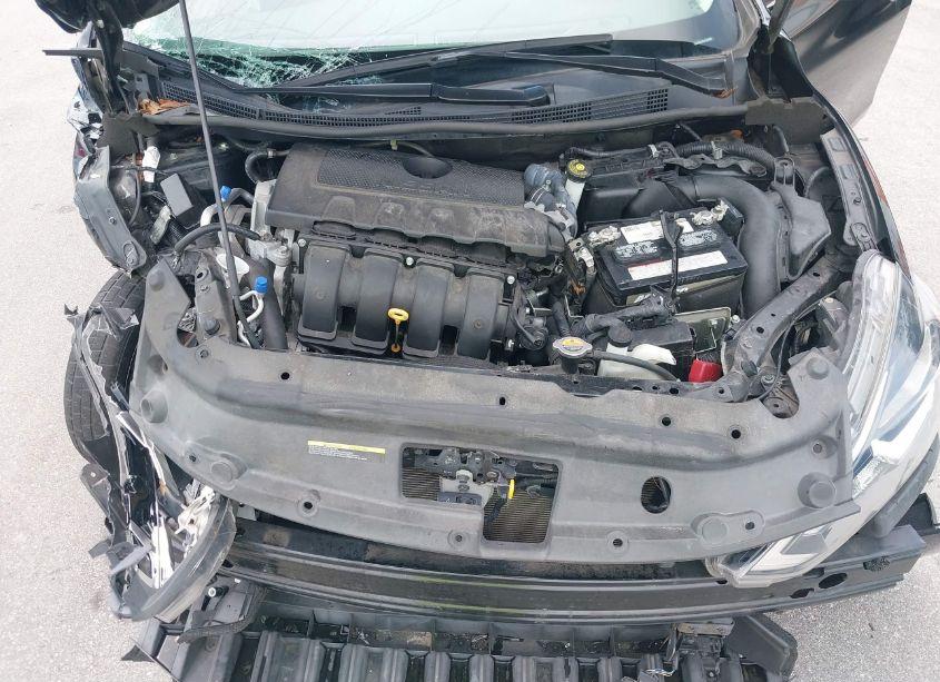 Photo 10 of 2018 Nissan Sentra S (VIN 3N1AB7AP2JY324998)