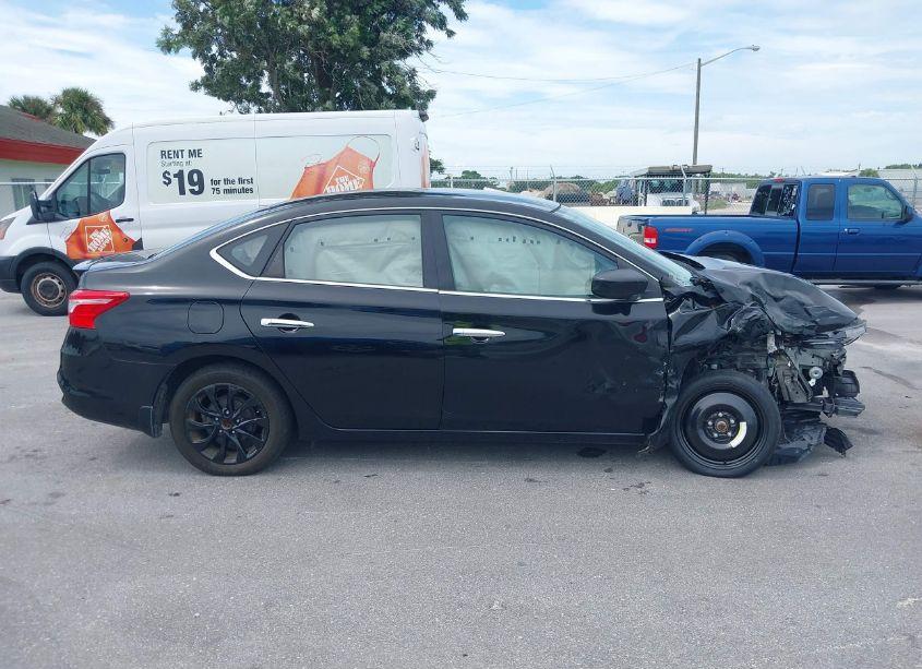 Photo 13 of 2018 Nissan Sentra S (VIN 3N1AB7AP2JY324998)