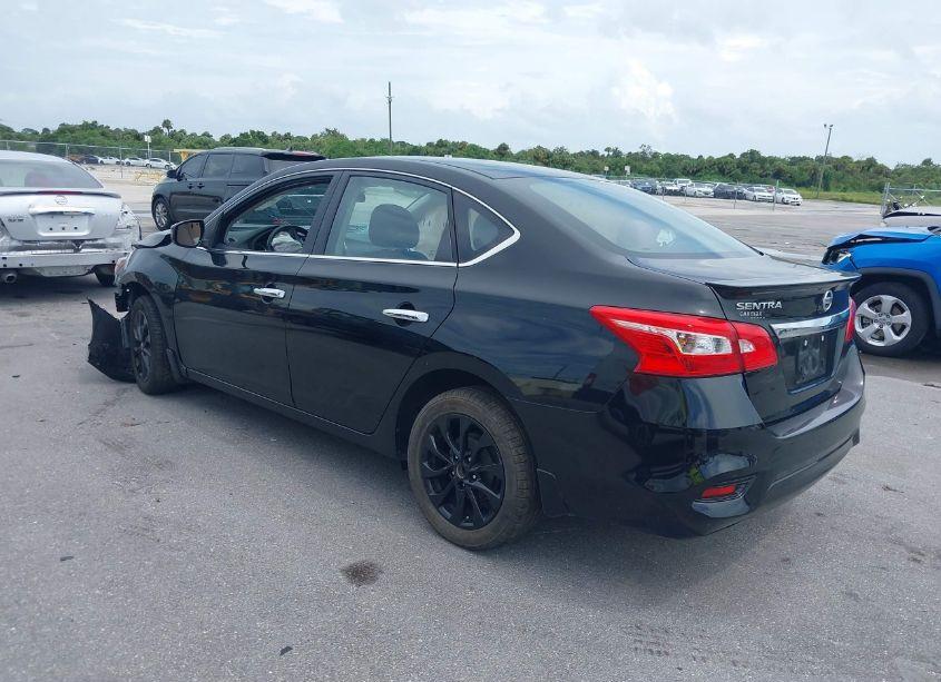 Photo 3 of 2018 Nissan Sentra S (VIN 3N1AB7AP2JY324998)
