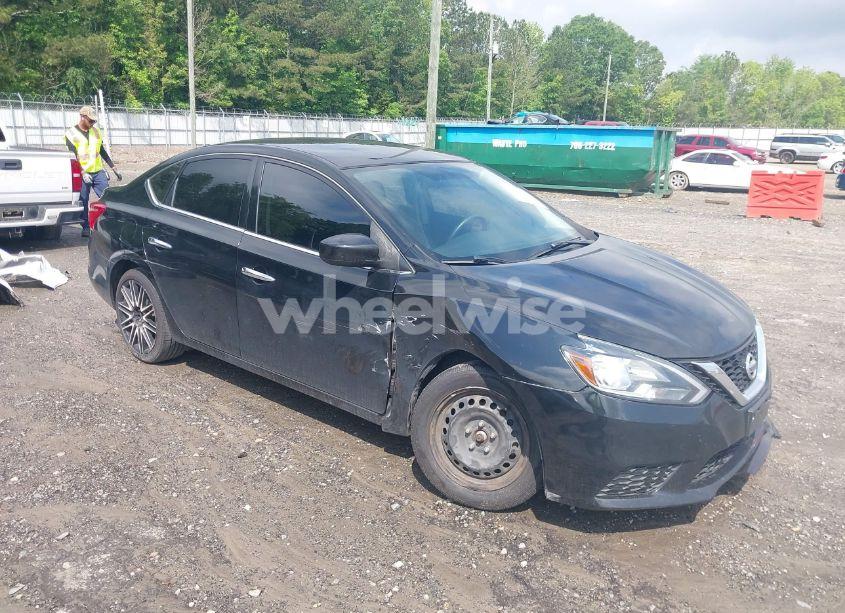 Photo 6 of 2018 Nissan Sentra S (VIN 3N1AB7AP2JY325164)