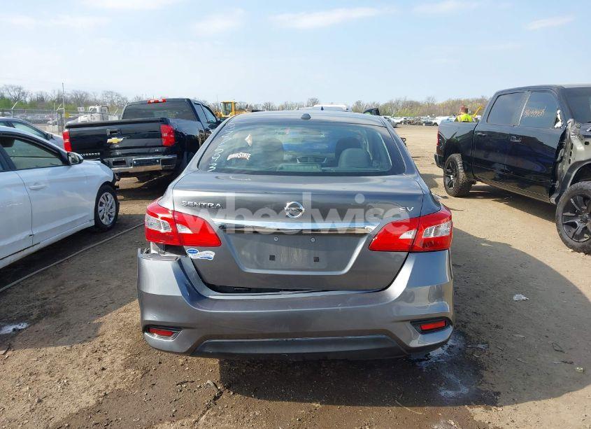 Photo 17 of 2018 Nissan Sentra S/SL/SR/SV (VIN 3N1AB7AP2JY327593)