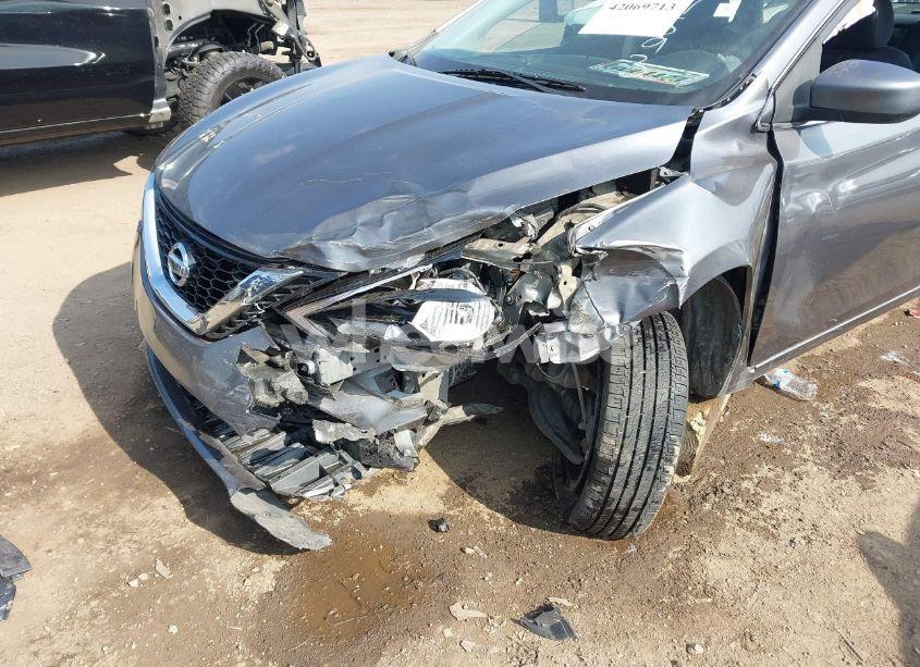 Photo 6 of 2018 Nissan Sentra S/SL/SR/SV (VIN 3N1AB7AP2JY327593)