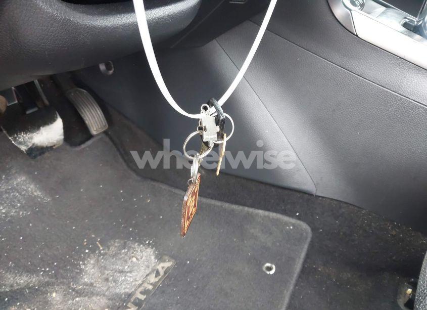 Photo 12 of 2018 Nissan Sentra S (VIN 3N1AB7AP2JY328100)