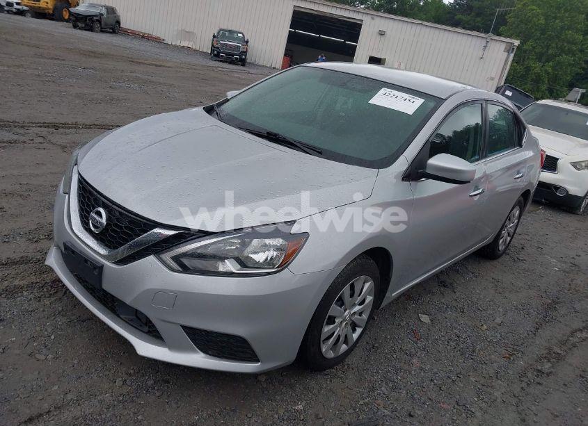 Photo 2 of 2018 Nissan Sentra S (VIN 3N1AB7AP2JY328100)