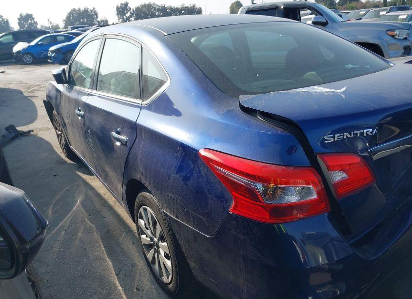 Photo 14 of 2018 Nissan Sentra S (VIN 3N1AB7AP2JY329120)