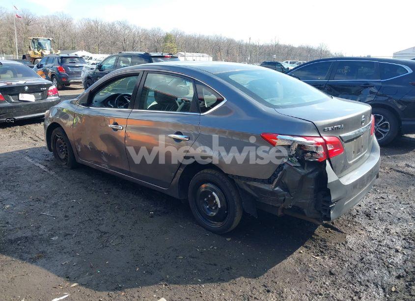 Photo 3 of 2018 Nissan Sentra S (VIN 3N1AB7AP2JY332132)