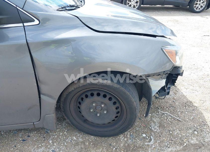 Photo 18 of 2018 Nissan Sentra S (VIN 3N1AB7AP2JY334995)