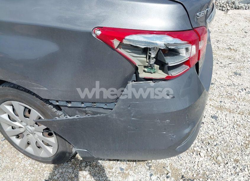 Photo 20 of 2018 Nissan Sentra S (VIN 3N1AB7AP2JY334995)