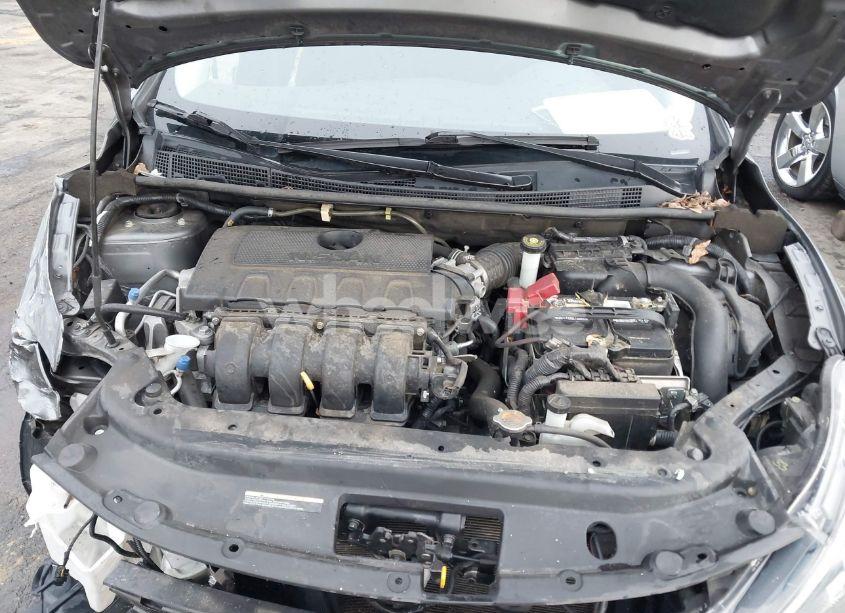 Photo 10 of 2018 Nissan Sentra S (VIN 3N1AB7AP2JY348329)