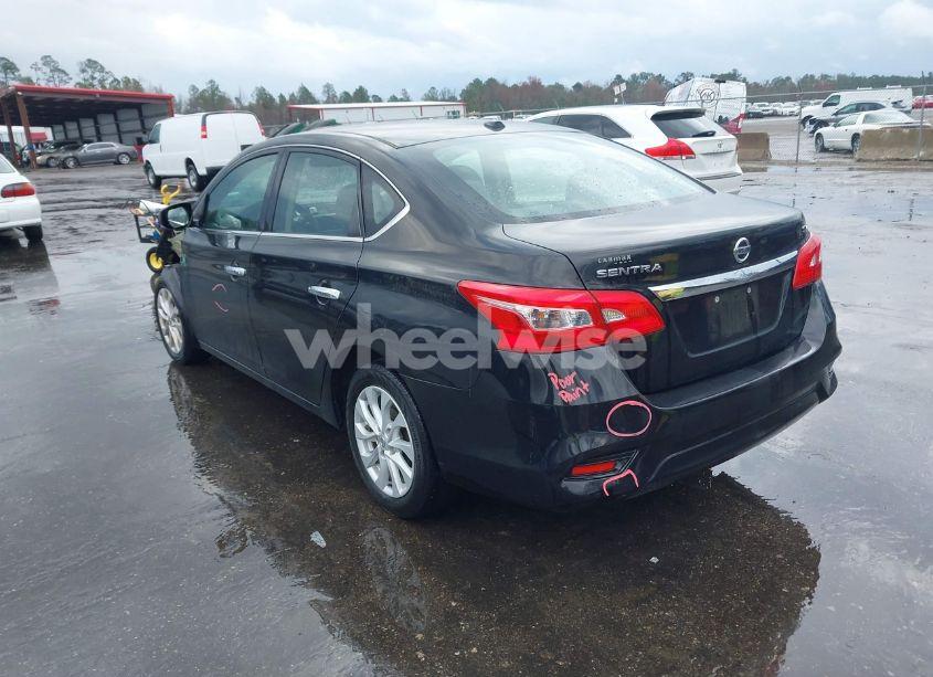 Photo 3 of 2019 Nissan Sentra SV (VIN 3N1AB7AP2KL602281)