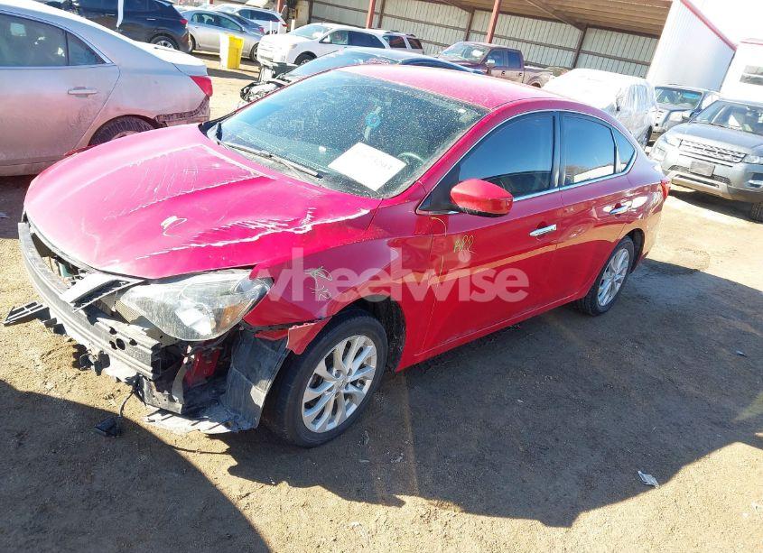 Photo 2 of 2019 Nissan Sentra SV (VIN 3N1AB7AP2KL610185)