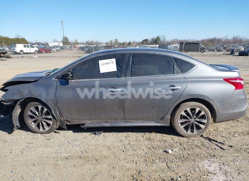Photo 15 of 2019 Nissan Sentra SR (VIN 3N1AB7AP2KY215569)