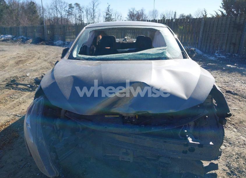 Photo 6 of 2019 Nissan Sentra SR (VIN 3N1AB7AP2KY215569)