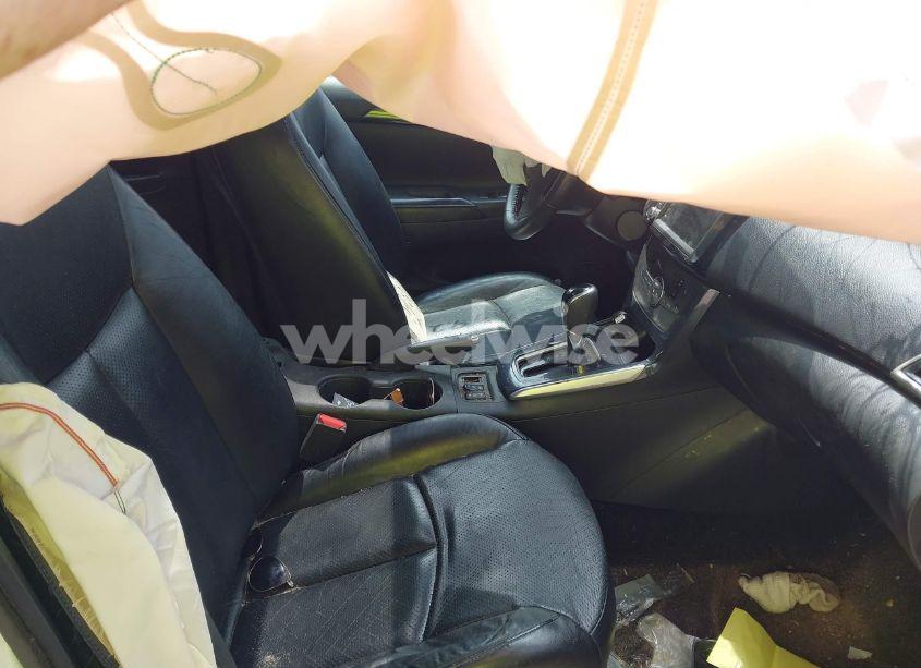 Photo 5 of 2019 Nissan Sentra SR (VIN 3N1AB7AP2KY216155)