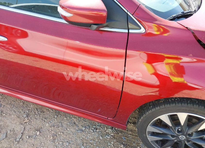 Photo 19 of 2019 Nissan Sentra SR (VIN 3N1AB7AP2KY220318)