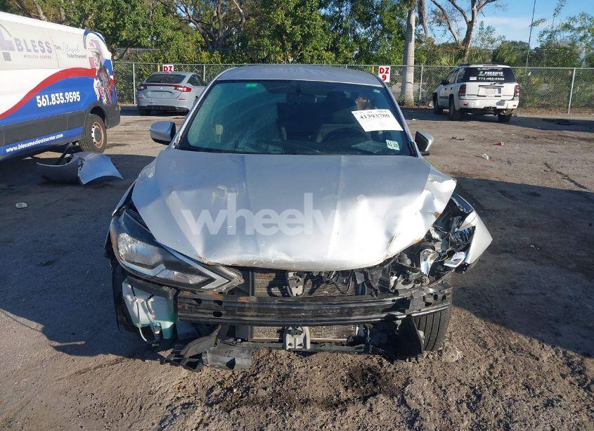 Photo 12 of 2019 Nissan Sentra SV (VIN 3N1AB7AP2KY224417)