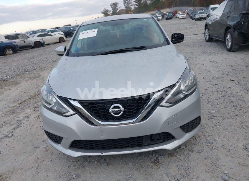 Photo 12 of 2019 Nissan Sentra S (VIN 3N1AB7AP2KY226362)